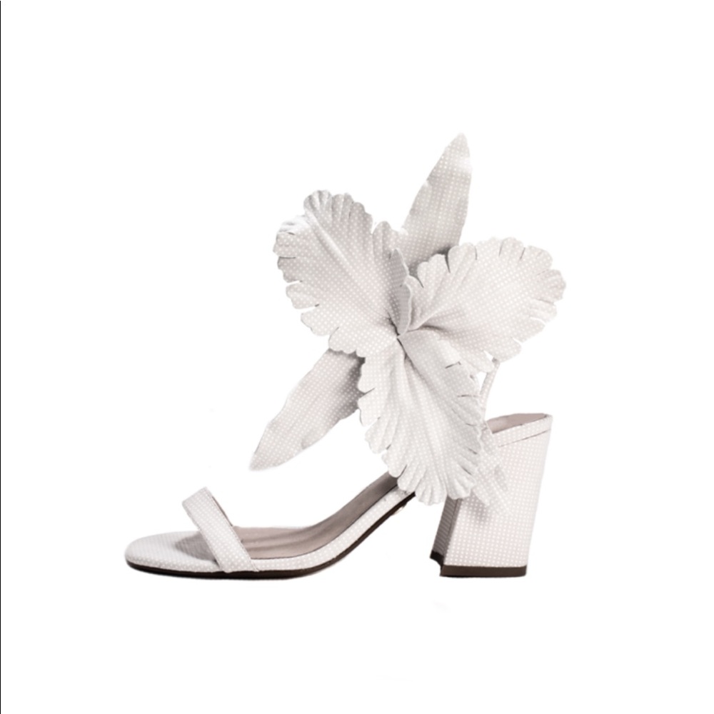 Cecilia New York hibiscus sandal size 9